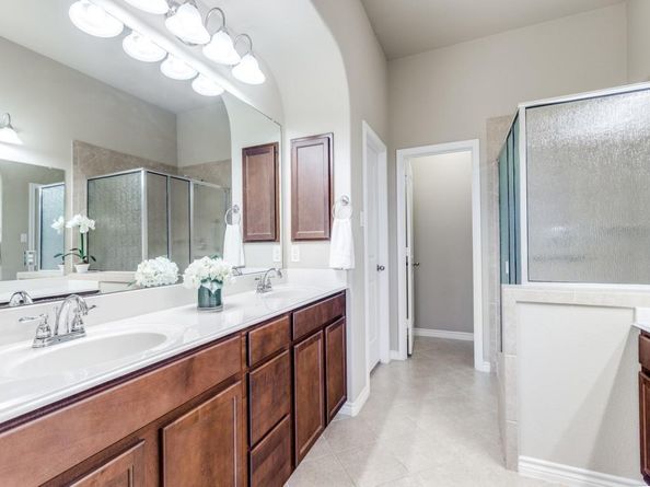 1308  Isabella Lane , Savannah Texas 76227