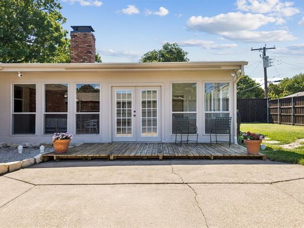 10419  Royalwood Drive , Dallas Texas 75238