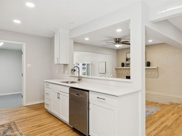 10419  Royalwood Drive , Dallas Texas 75238