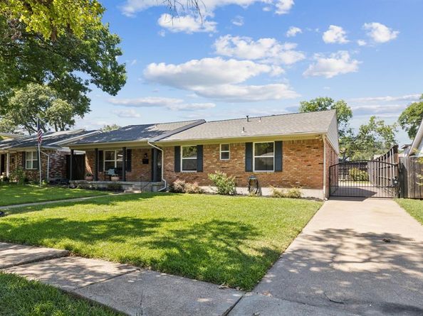 10419  Royalwood Drive , Dallas Texas 75238