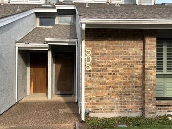 17490  Meandering Way 