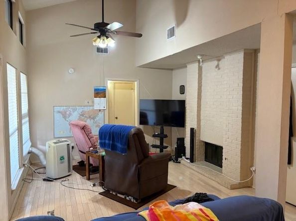 17490  Meandering Way  505, Dallas Texas 75252