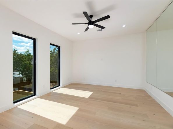 6038  Prospect Avenue , Dallas Texas 75206