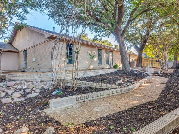 3801  Brookhaven Circle , Fort Worth Texas 76109