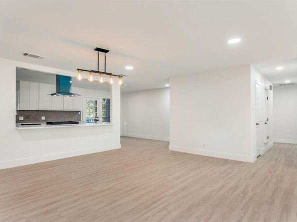 3801  Brookhaven Circle , Fort Worth Texas 76109