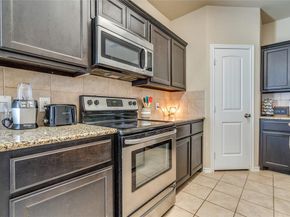400  Cameron Hill Point , Fort Worth Texas 76134