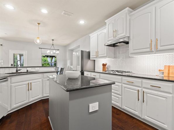 5302  Fairmont Court , Rowlett Texas 75088