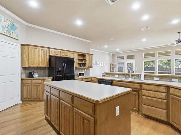 7505  Rolling Hills Drive , Benbrook Texas 76126