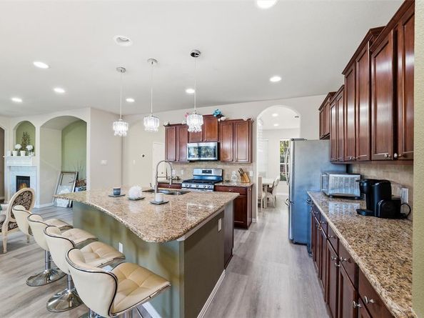 1133  Spanish Moss Drive , Savannah Texas 76227