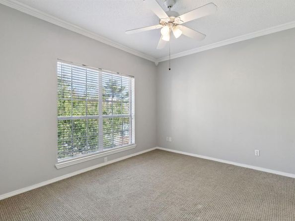7151  Gaston Avenue  907, Dallas Texas 75214