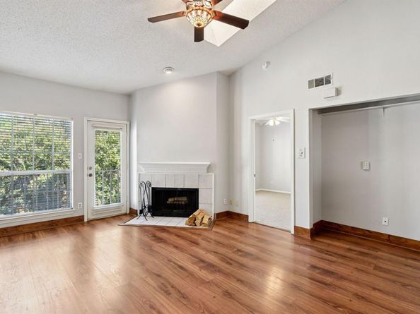 7151  Gaston Avenue  907, Dallas Texas 75214