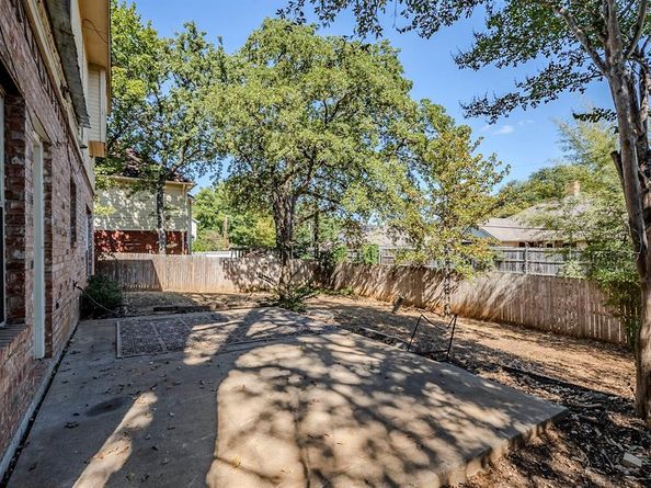 5507  Bradley Court , Arlington Texas 76017