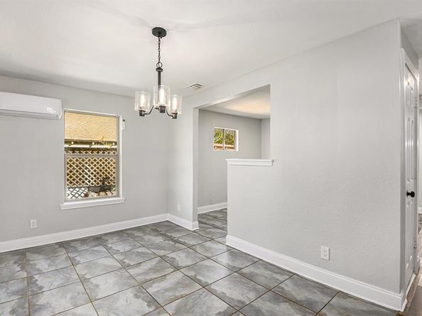 3506 N Houston Street , Fort Worth Texas 76106