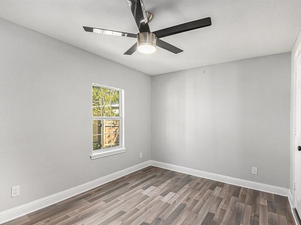 3506 N Houston Street , Fort Worth Texas 76106