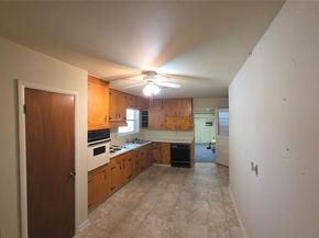 5437  Whitman Avenue , Fort Worth Texas 76133