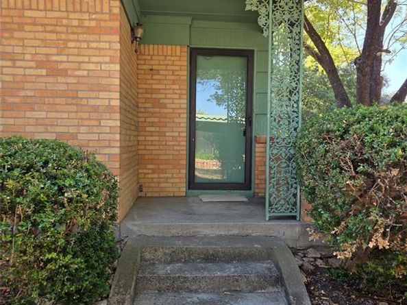 5437  Whitman Avenue , Fort Worth Texas 76133