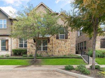 845  Rohan Drive 