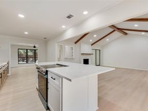 5813  Yacht Club Drive , Rockwall Texas 75032