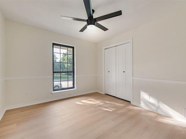 5813  Yacht Club Drive , Rockwall Texas 75032
