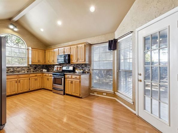 1332 E Exchange Parkway , Allen Texas 75002