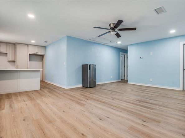2631  Canary Drive , Dallas Texas 75216