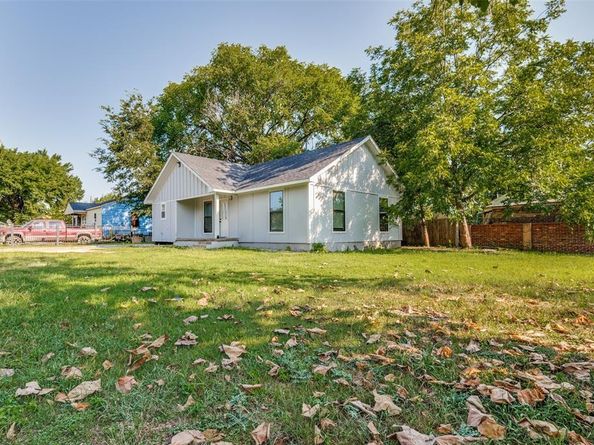 2631  Canary Drive , Dallas Texas 75216