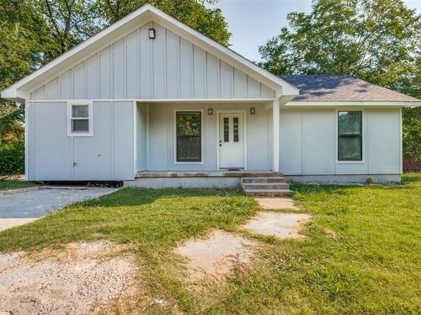 2631  Canary Drive , Dallas Texas 75216