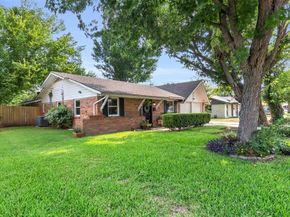 4725  Highgrove Drive , Fort Worth Texas 76132
