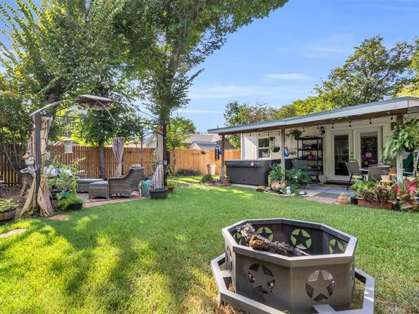 4725  Highgrove Drive , Fort Worth Texas 76132