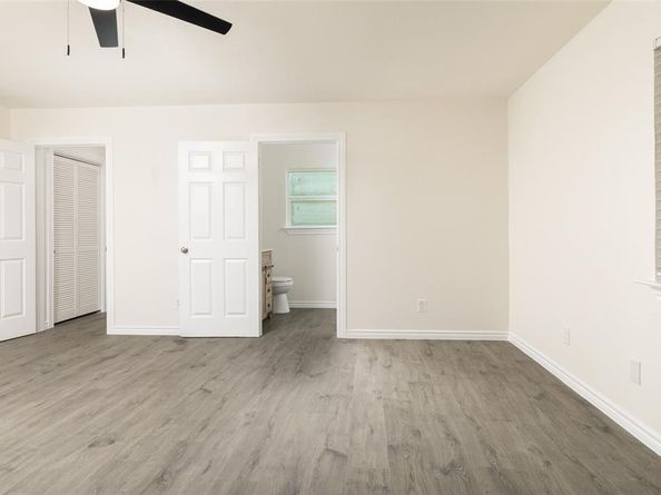 5801  Manhattan Drive , Fort Worth Texas 76107