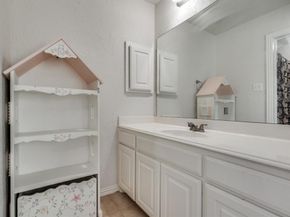 10327  Offshore Drive , Irving Texas 75063