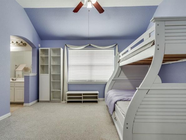10327  Offshore Drive , Irving Texas 75063