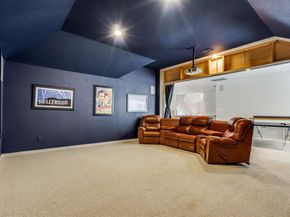 10327  Offshore Drive , Irving Texas 75063