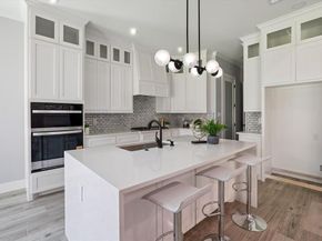 707  Ross Trail , Arlington Texas 76012