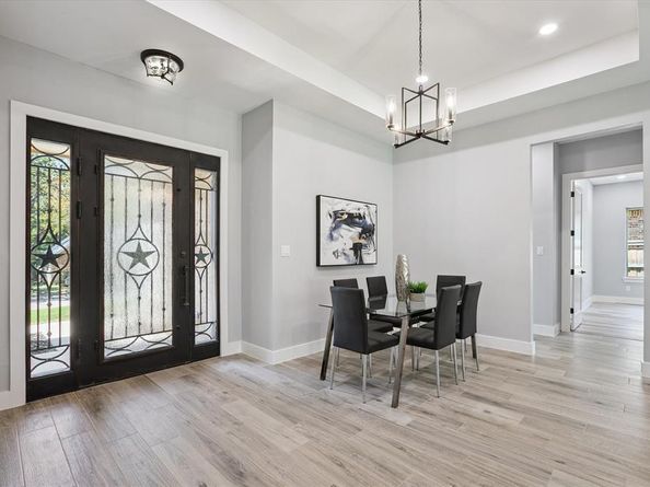 707  Ross Trail , Arlington Texas 76012