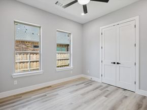 707  Ross Trail , Arlington Texas 76012