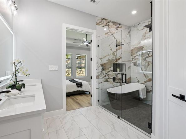 707  Ross Trail , Arlington Texas 76012