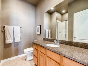15741  Seabolt   28, Addison Texas 75001