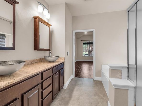 1101  Knightsbridge Drive , Frisco Texas 75036