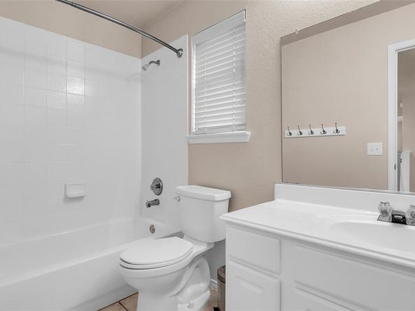 1101  Knightsbridge Drive , Frisco Texas 75036