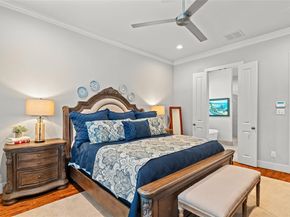609 E Wall Street , Grapevine Texas 76051