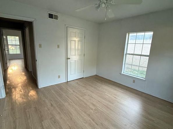 1225  Bellaire Drive , Grapevine Texas 76051
