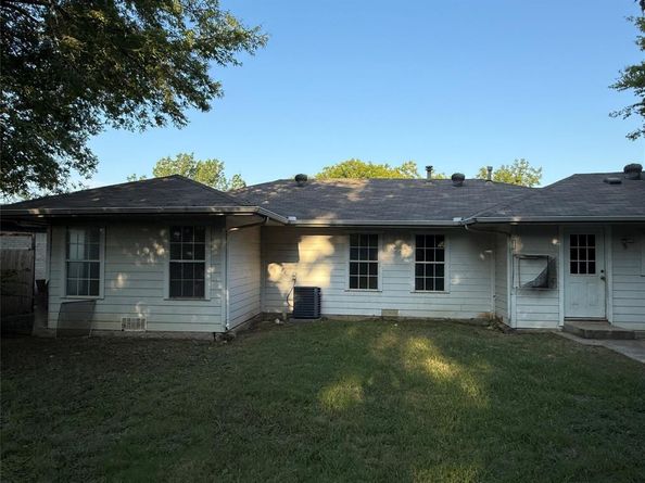 1225  Bellaire Drive , Grapevine Texas 76051