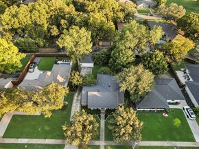 6848  Town North Drive , Dallas Texas 75231