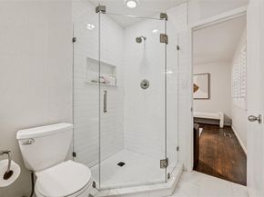 6848  Town North Drive , Dallas Texas 75231