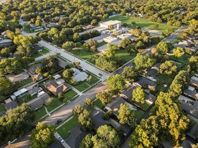 6848  Town North Drive , Dallas Texas 75231