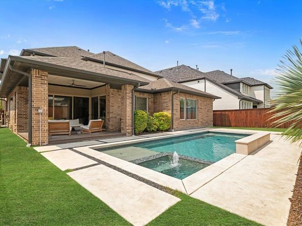 4112  Heatherton Drive , Celina Texas 75009
