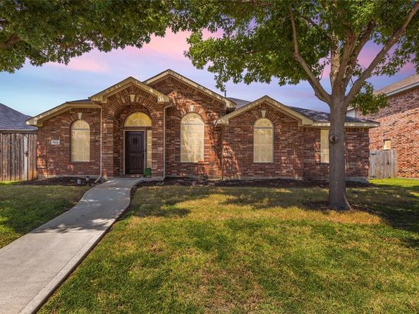 7513  Maplewood Drive , Rowlett Texas 75089