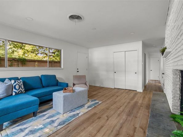 708  Hurstview Drive , Hurst Texas 76053