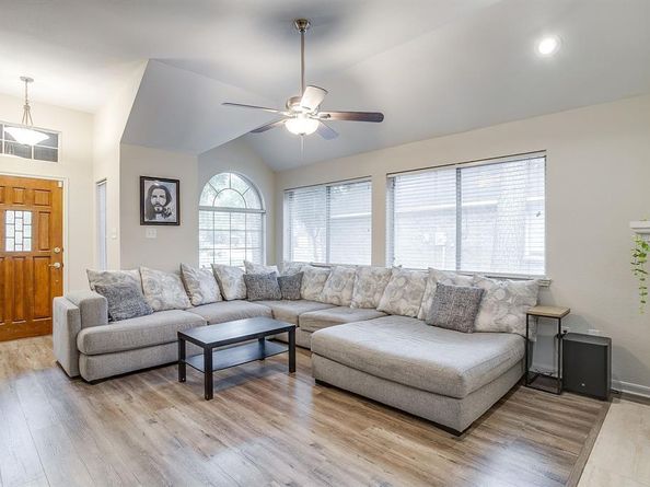 5720  Polo Club Drive , Arlington Texas 76017
